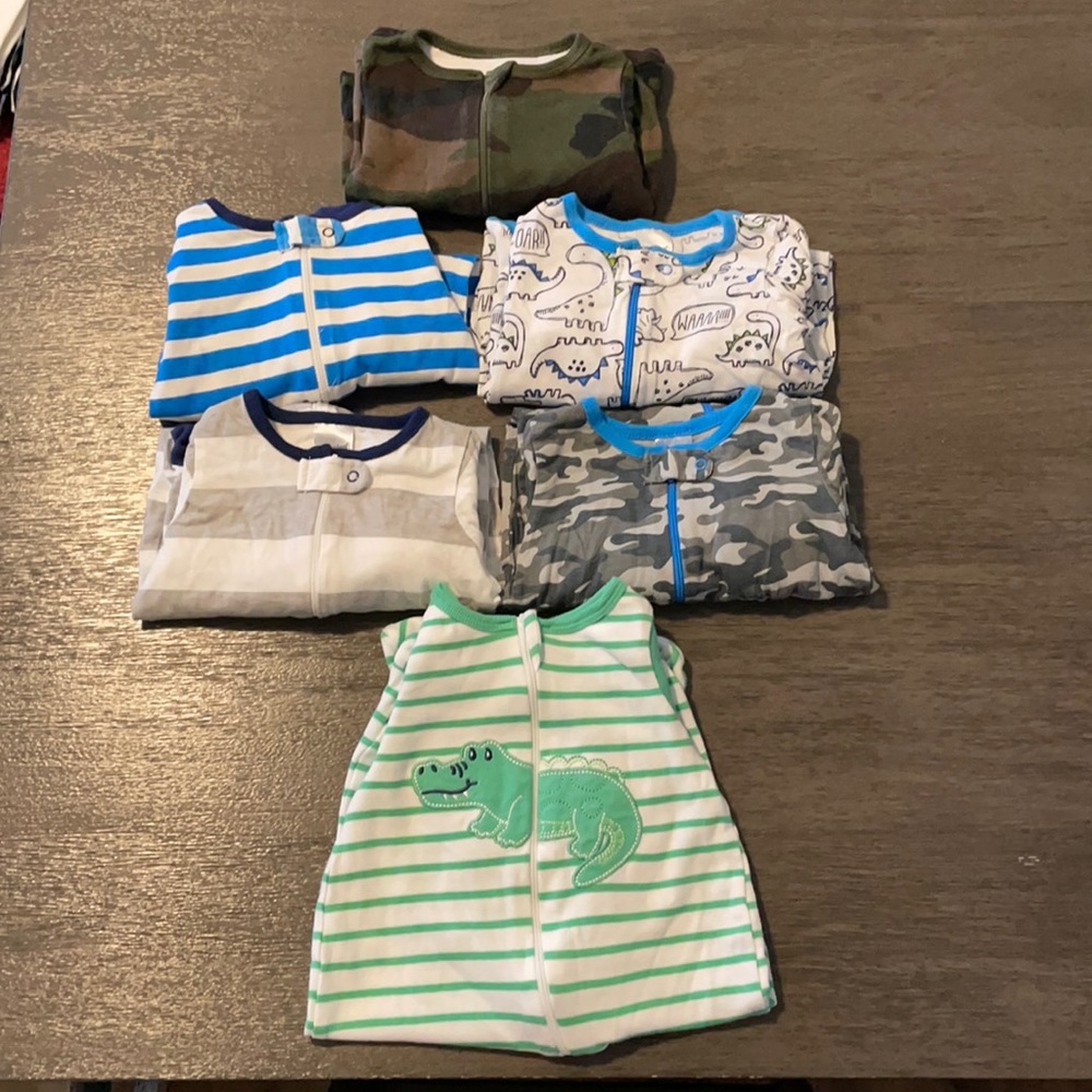 Lot of baby boy pjs (3-6 month)